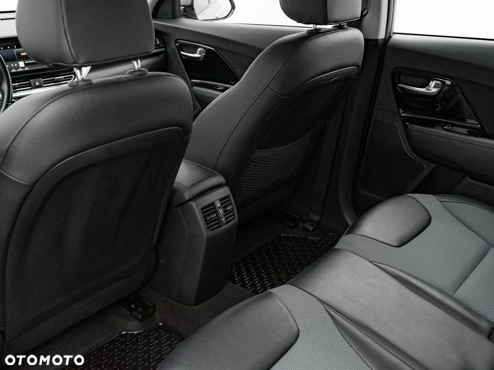 Kia Niro 64kWh L - 28