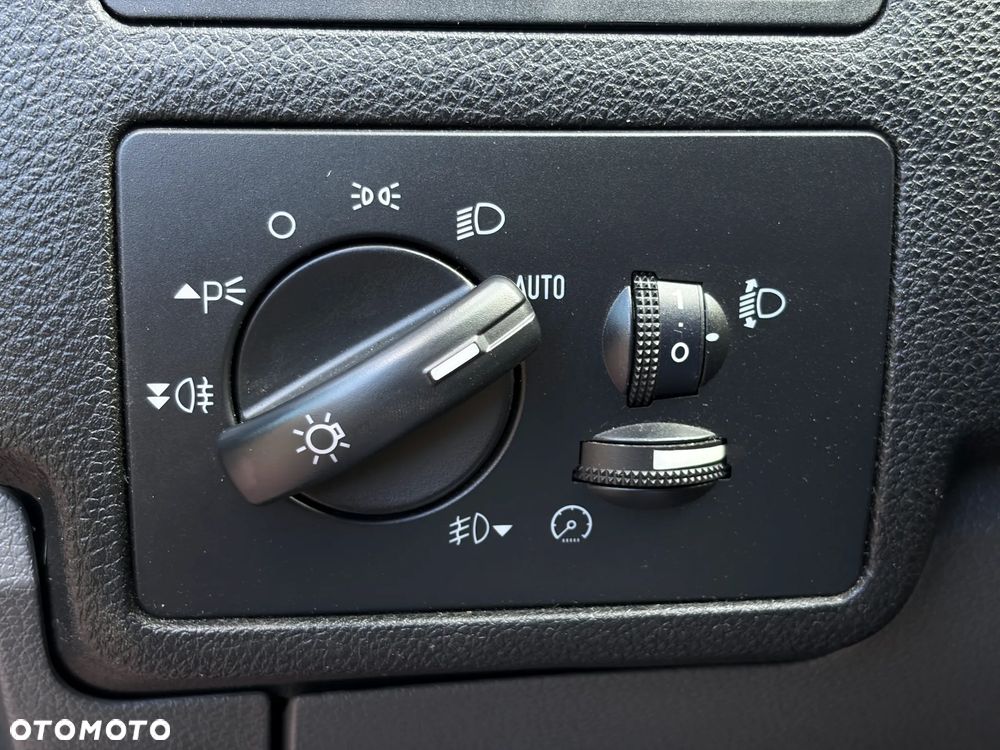 Ford Kuga 2.0 TDCi 4x4 Titanium - 34