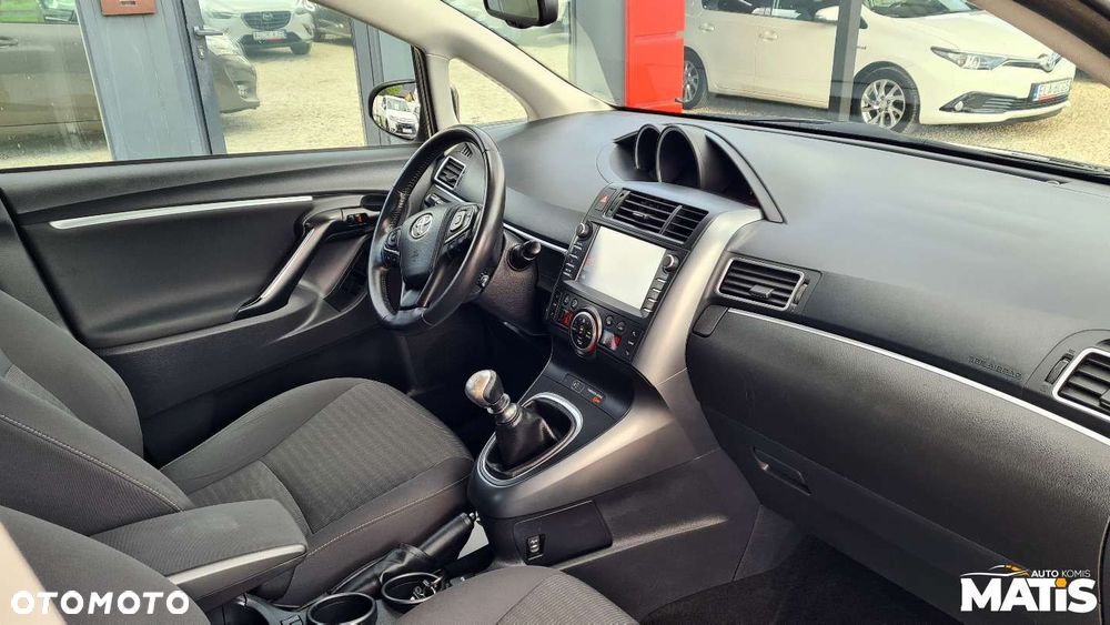 Toyota Verso - 29