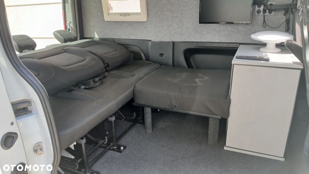 Renault Trafic III kempingowy - 30