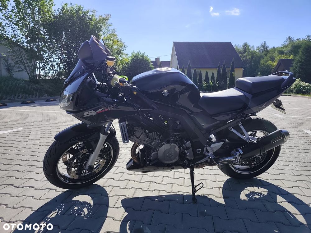 Suzuki SV - 7