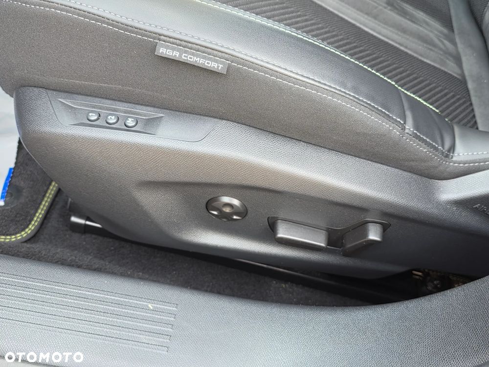 Peugeot 308 BlueHDi FAP 130 EAT8 Stop & Start GT - 21