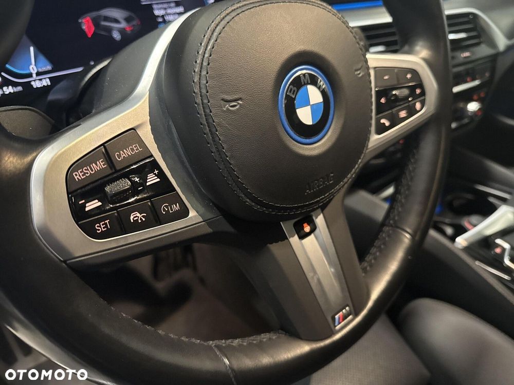 BMW Seria 5 530e xDrive M Sport sport - 21