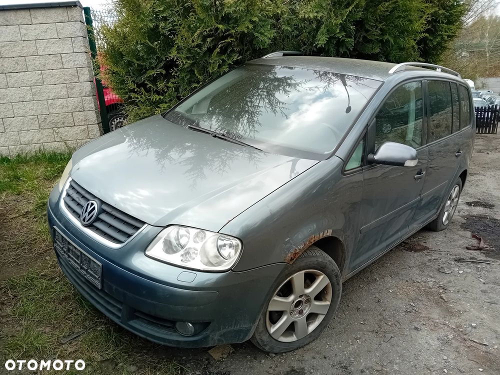 *VOLKSWAGEN TOURAN* Samochód na części - 1