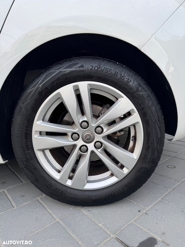Opel Astra 1.2 Turbo Edition - 20