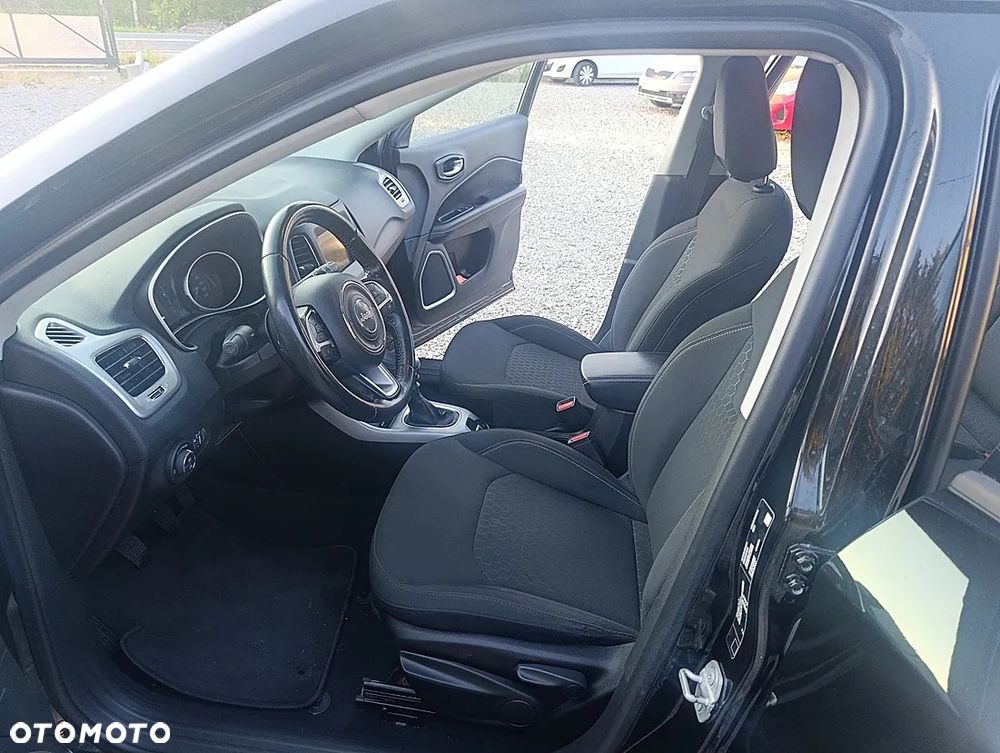 Jeep Compass 1.3 TMair Longitude FWD S&S - 12