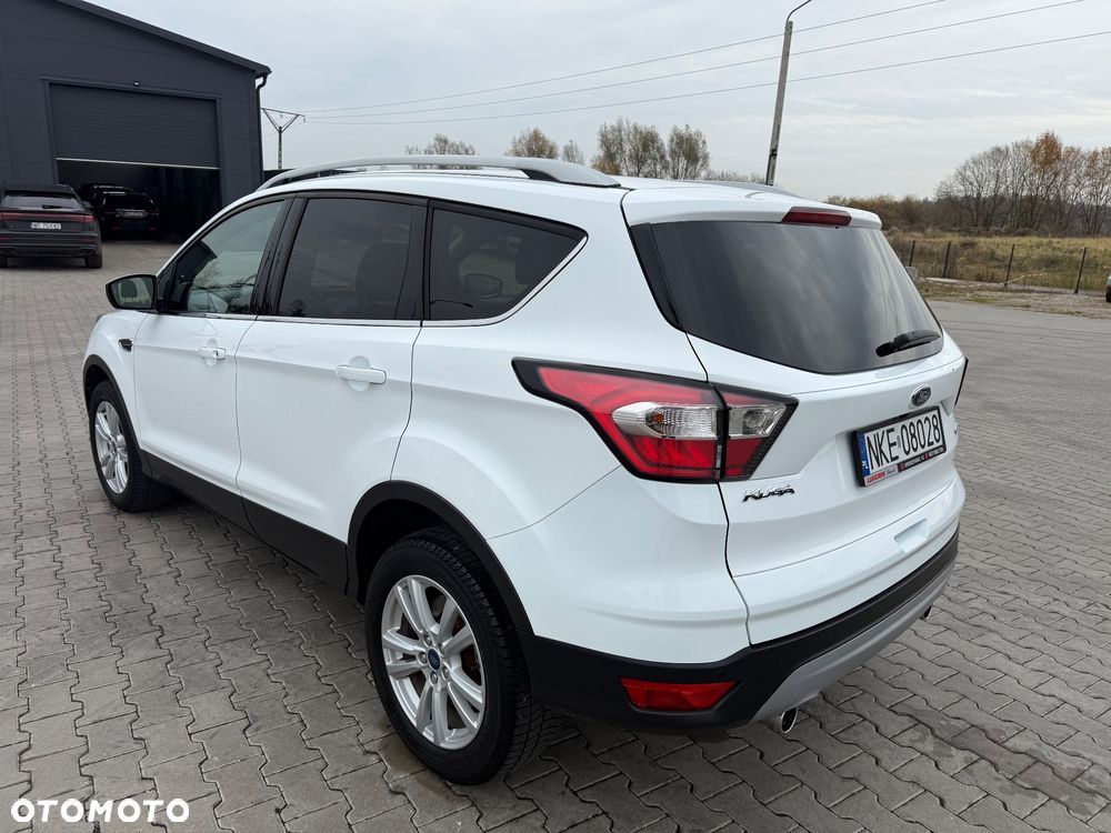 Ford Kuga 1.5 EcoBoost 2x4 Business Edition - 6