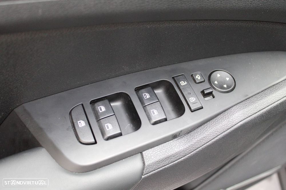 Kia Sportage 1.6 T-GDI Drive - 12