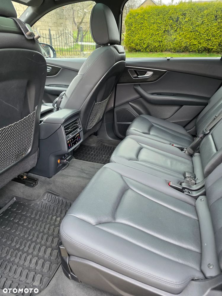 Audi Q7 55 TFSI quattro tiptronic - 28