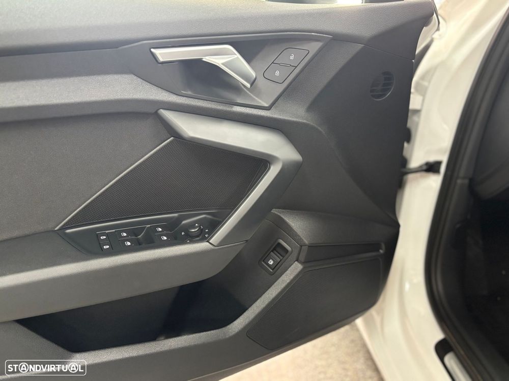 Audi A3 Sportback 40 S tronic sport - 10