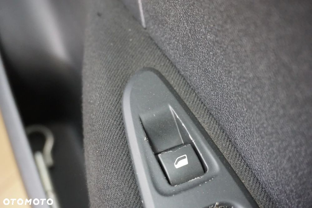 Peugeot 308 - 30