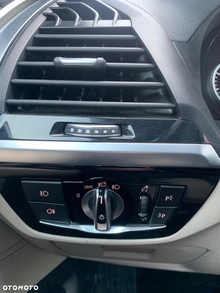 BMW X3 - 24