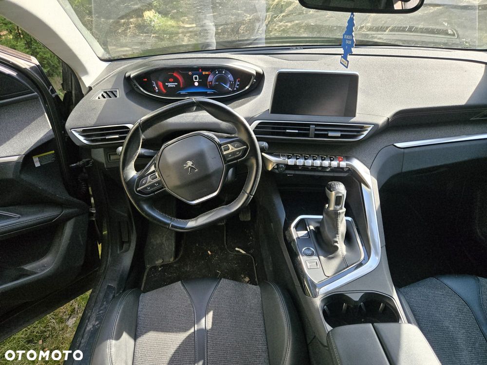 Peugeot 5008 BlueHDI 130 Allure Business-Paket - 12