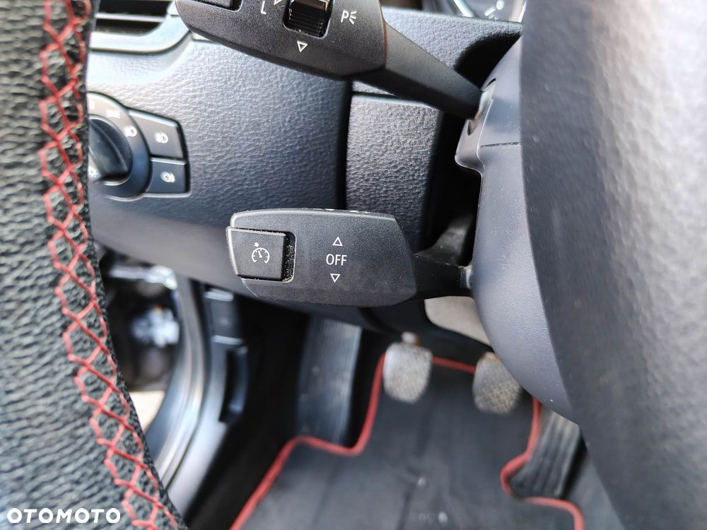 BMW X1 sDrive16d Sport Line - 34