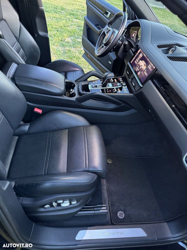 Porsche Cayenne Coupe E-Hybrid Tiptronic S Platinum Edition - 7