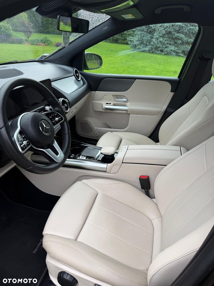 Mercedes-Benz Klasa B 180 d Style 7G-DCT - 16
