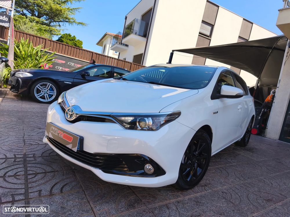 Toyota Auris 1.8 HSD Comfort+J17 - 2