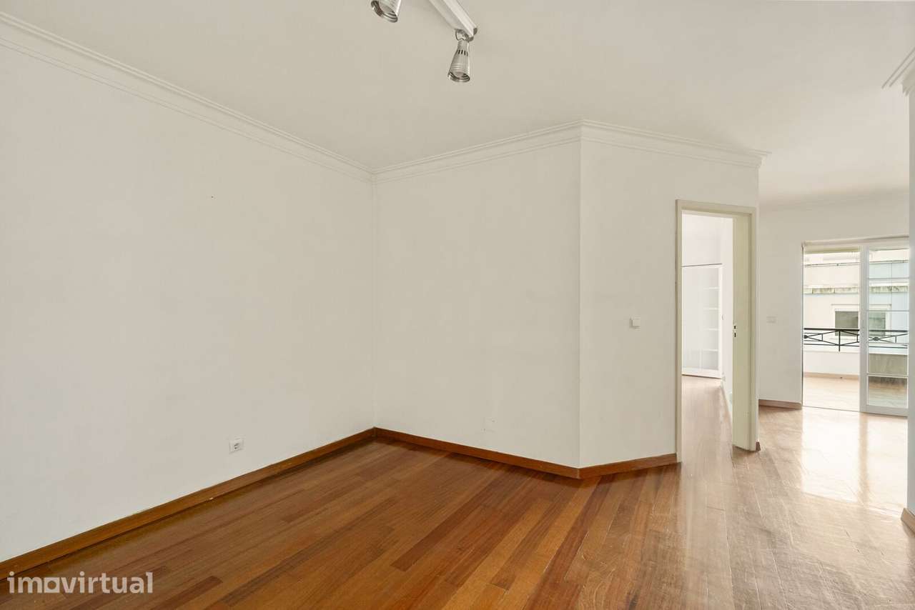 Apartamento T1 + 1 com piscina, Estoril, Cascais - Grande imagem: 4/36