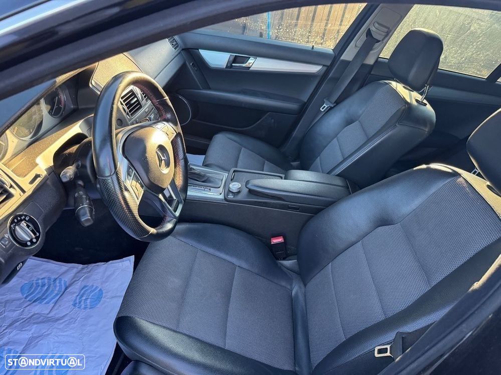 Mercedes-Benz C 200 CDi Avantgarde Aut. - 32