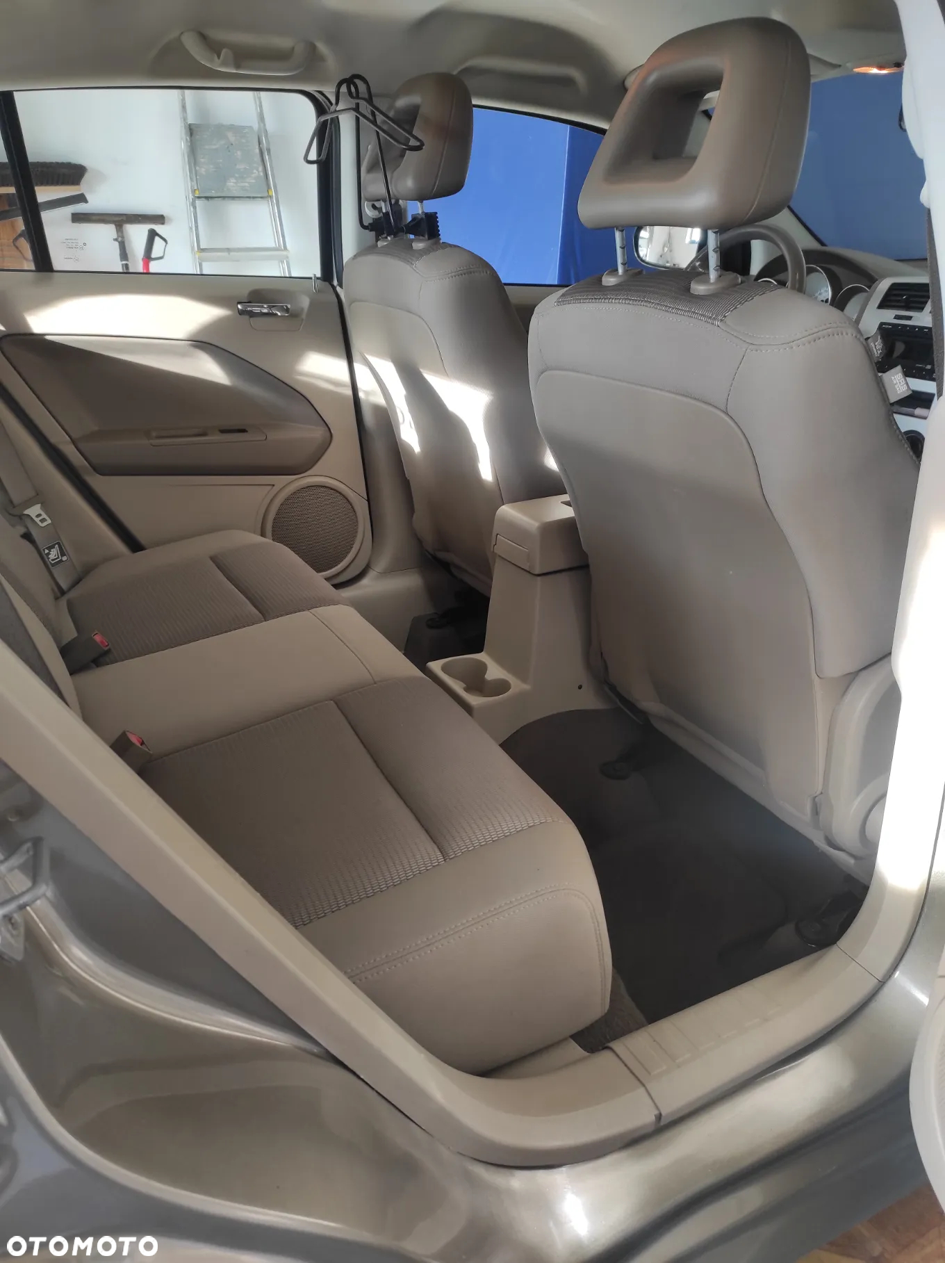 Dodge Caliber - 5