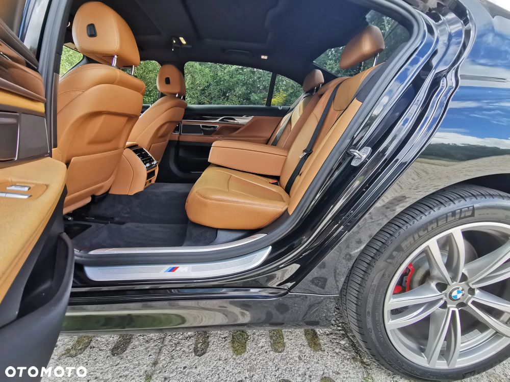 BMW Seria 7 - 20