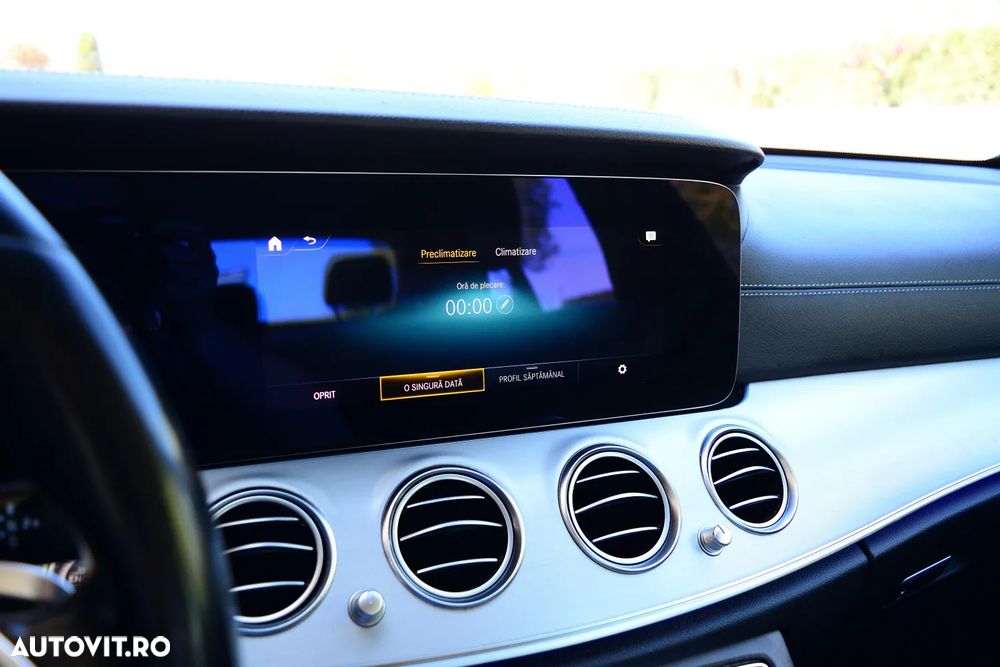 Mercedes-Benz E 300 de 9G-TRONIC - 9