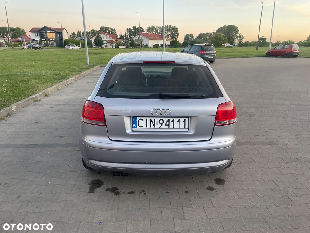 Audi A3 3-drzwiowe 1.9 TDI Ambiente - 8