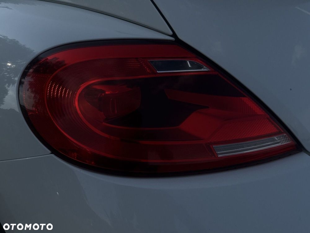 Volkswagen New Beetle - 38