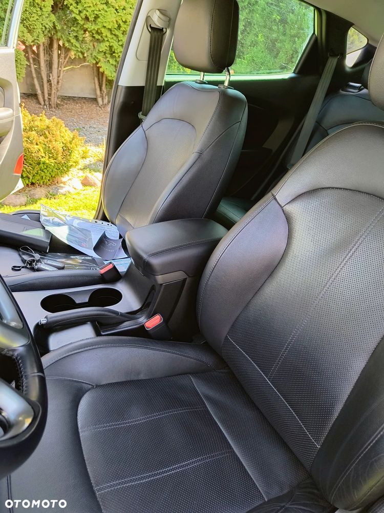 Hyundai ix35 2.0 CRDi Premium 4WD - 30