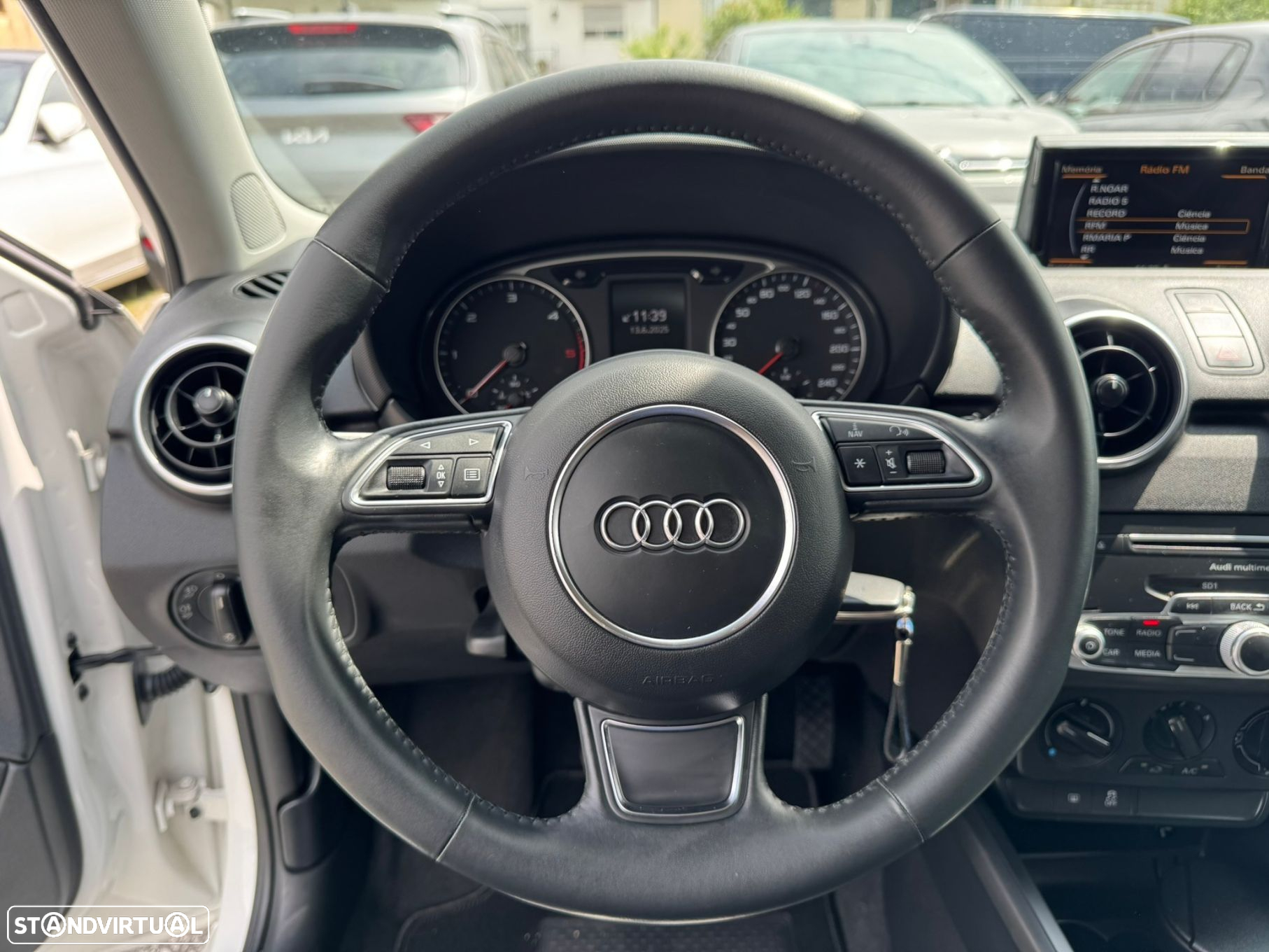 Audi A1 Sportback 1.4 TDI Design - 19