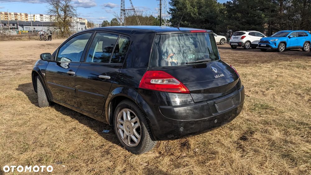 Renault Megane 1.6 16V 110 Dynamique - 4