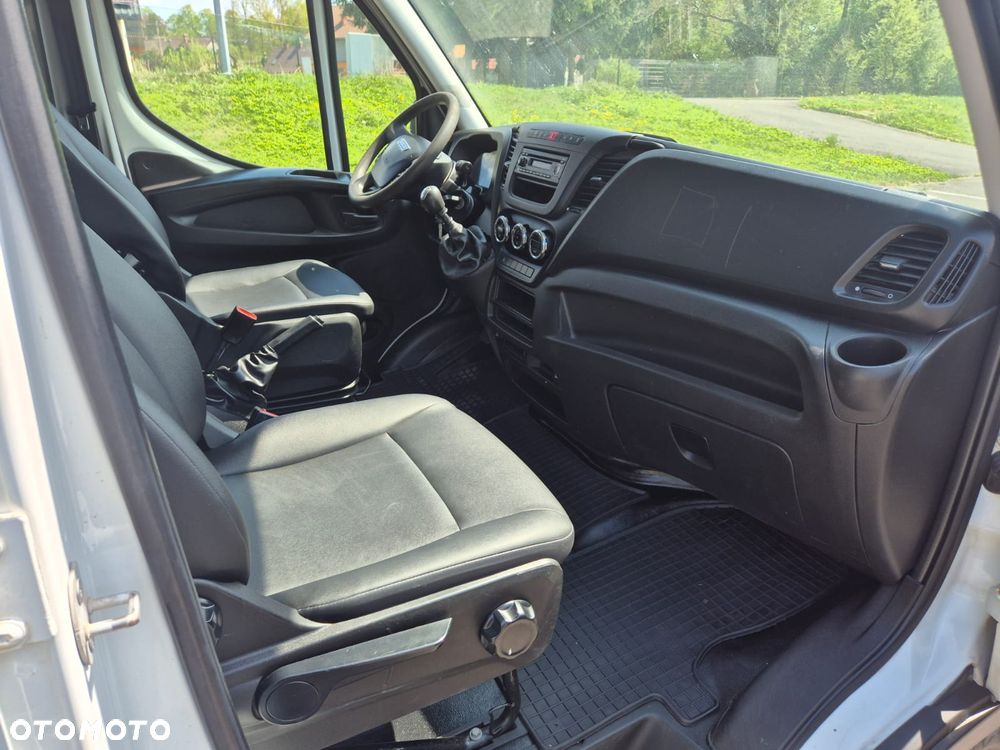 Iveco Daily 35C14 - 18