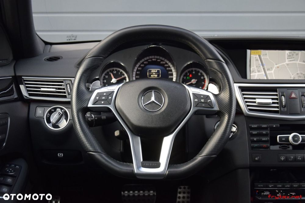 Mercedes-Benz Klasa E - 33