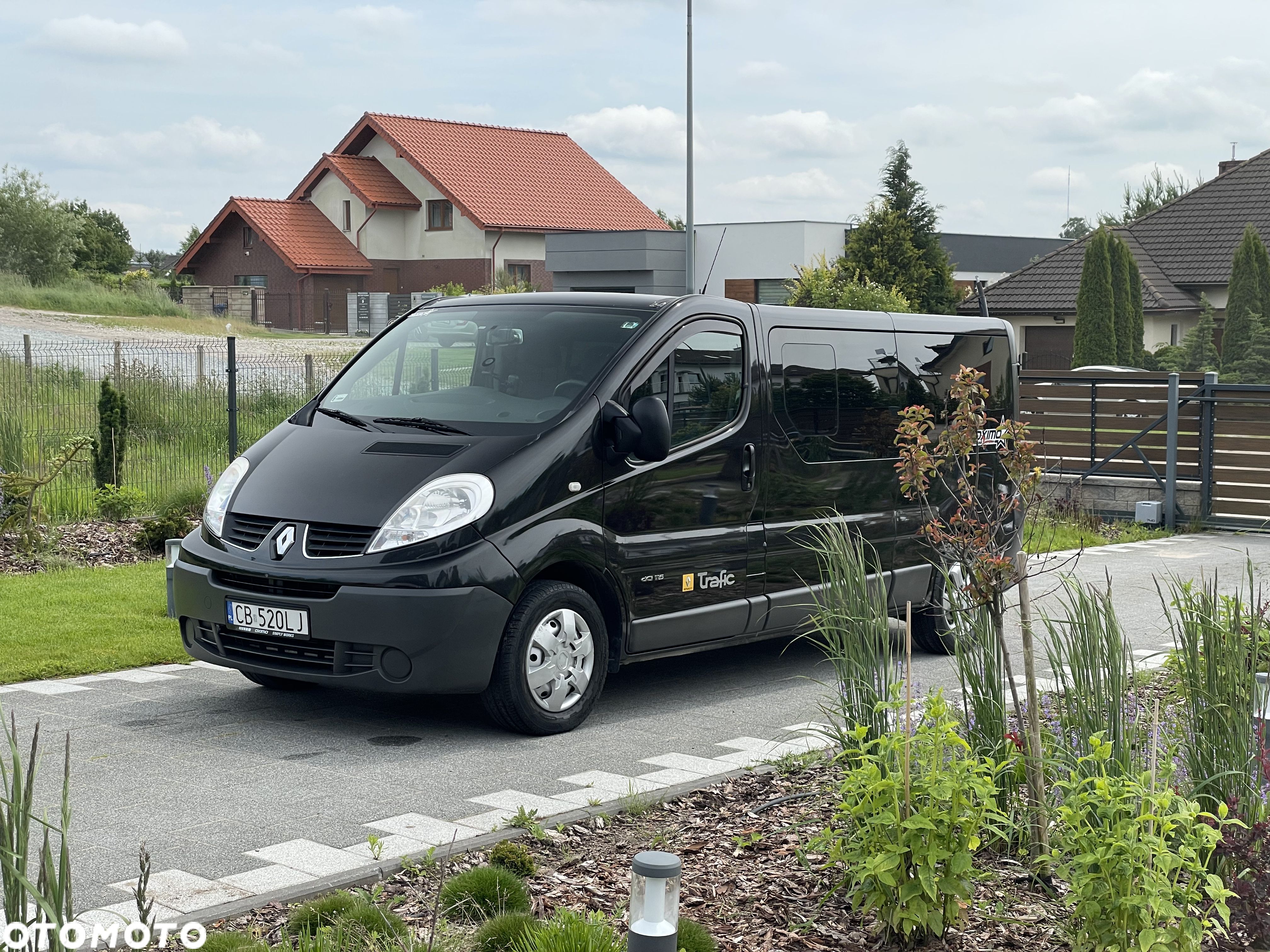Renault Trafic - 1