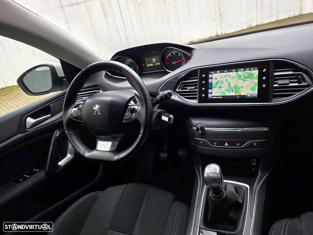 Peugeot 308 1.6 BlueHDi Allure J17 - 43