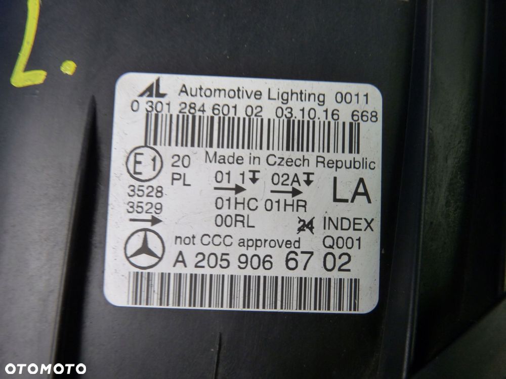 MERCEDES C W205 LAMPA LEWA LEWY PRZÓD PRZEDNIA - 3