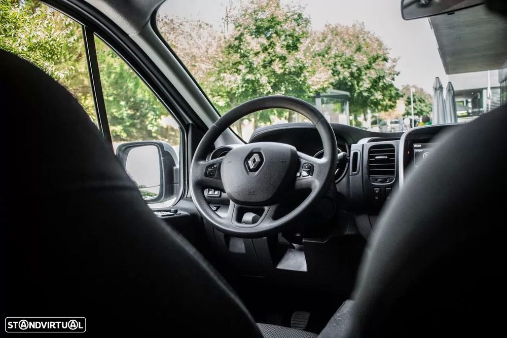 Renault Trafic 2.0 Blue dCi L1 Equilibre - 31