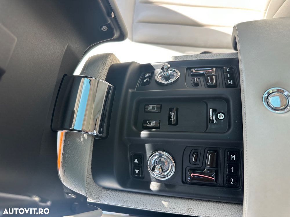 Rolls-Royce Phantom - 13