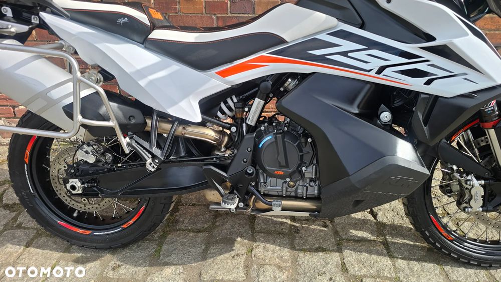KTM Adventure - 26