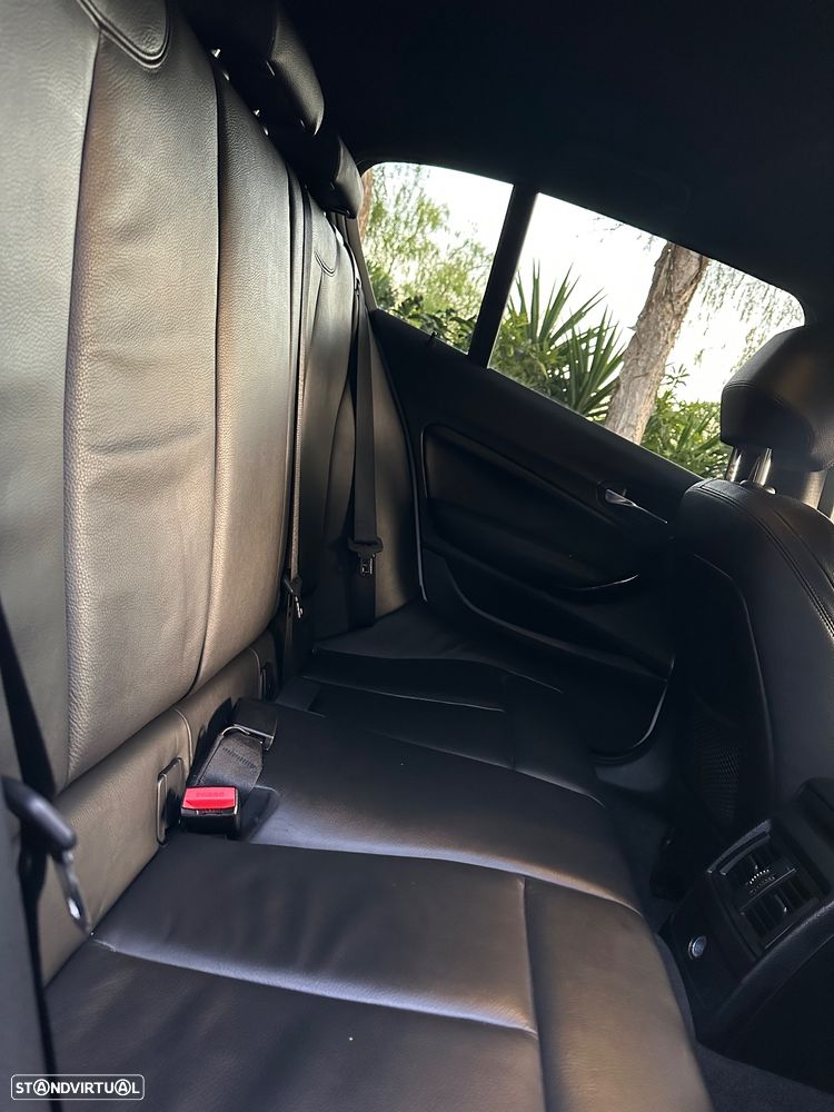 BMW 120 d Aut. M Sport - 12