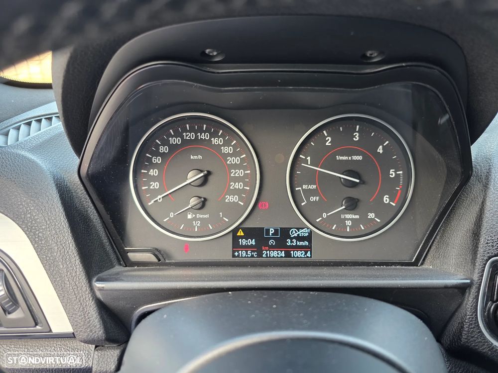 BMW 220 d Coupe Pack M Auto - 12