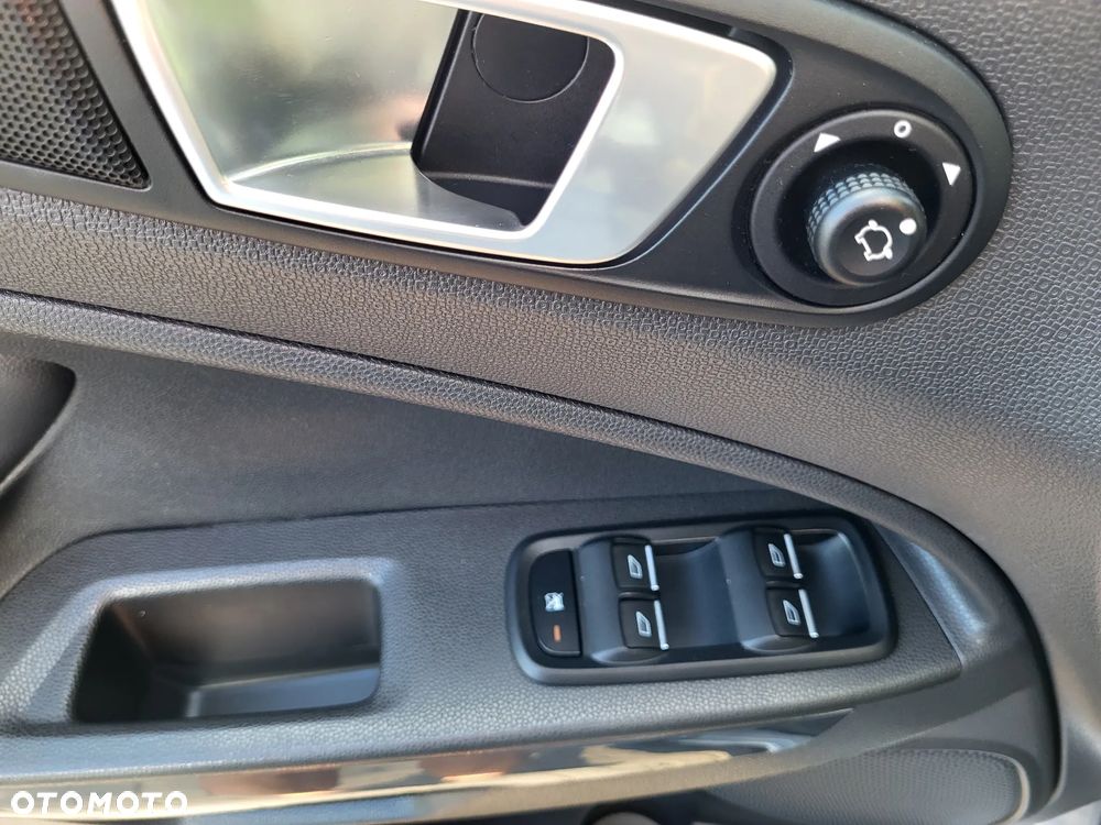 Ford EcoSport 1.5 Ti-VCT - 13