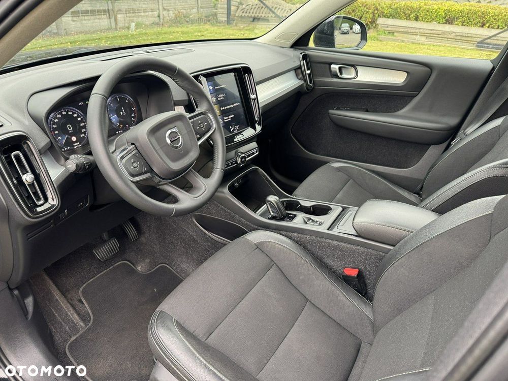 Volvo XC 40 D3 Momentum Pro - 10
