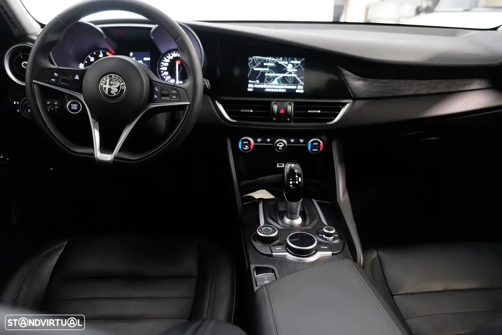 Alfa Romeo Giulia 2.2 D Super AT8 - 8
