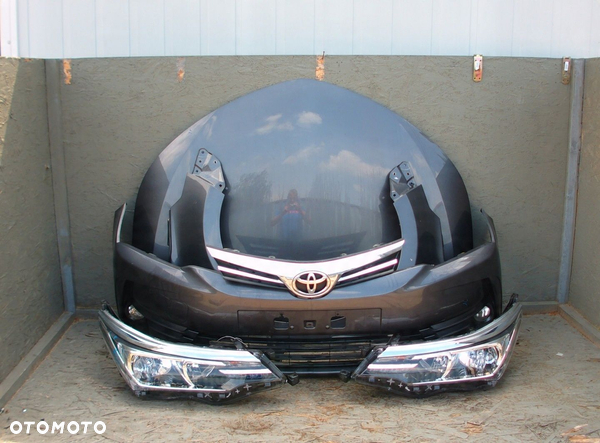 Toyota Corolla E16 Przód Blacharski