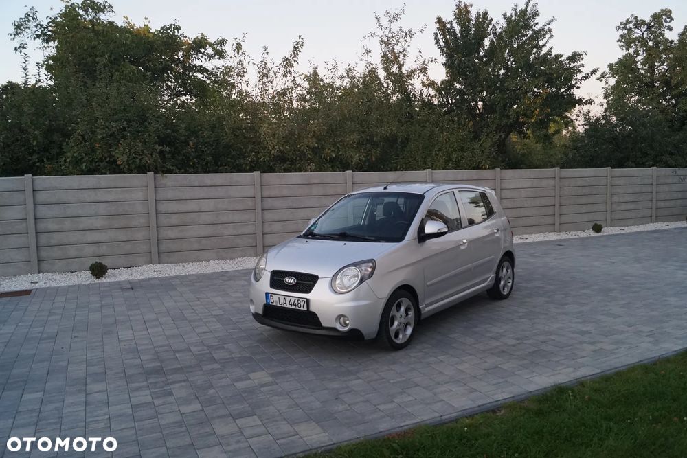 Kia Picanto - 24