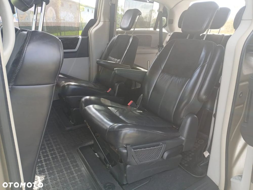 Chrysler Grand Voyager 2.8 CRD Limited - 27