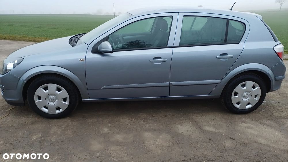 Opel Astra 1.6 Edition - 2