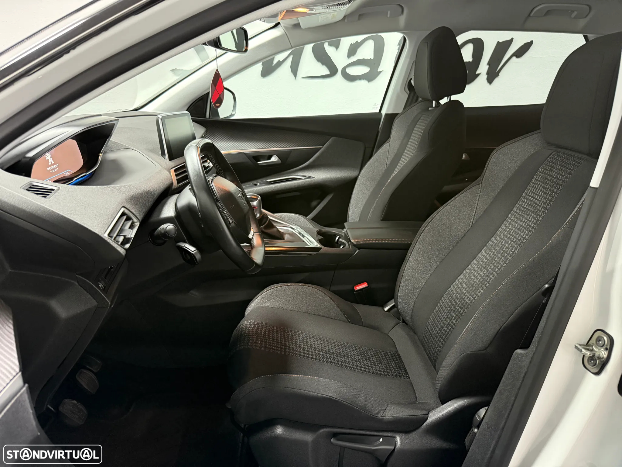 Peugeot 3008 1.2 PureTech Active Pack - 12