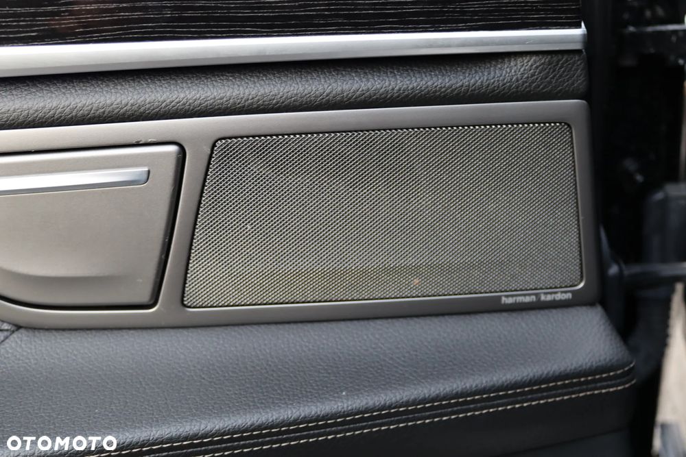 BMW Seria 7 740i - 15